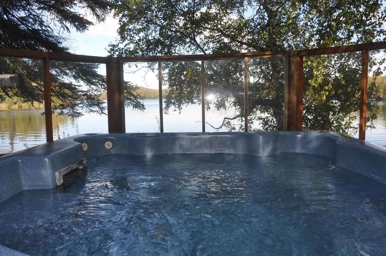 Daniels Lake Lodge Cabins Nikiski Экстерьер фото