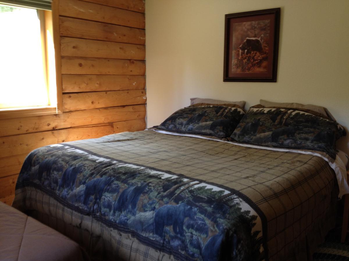 Daniels Lake Lodge Cabins Nikiski Экстерьер фото