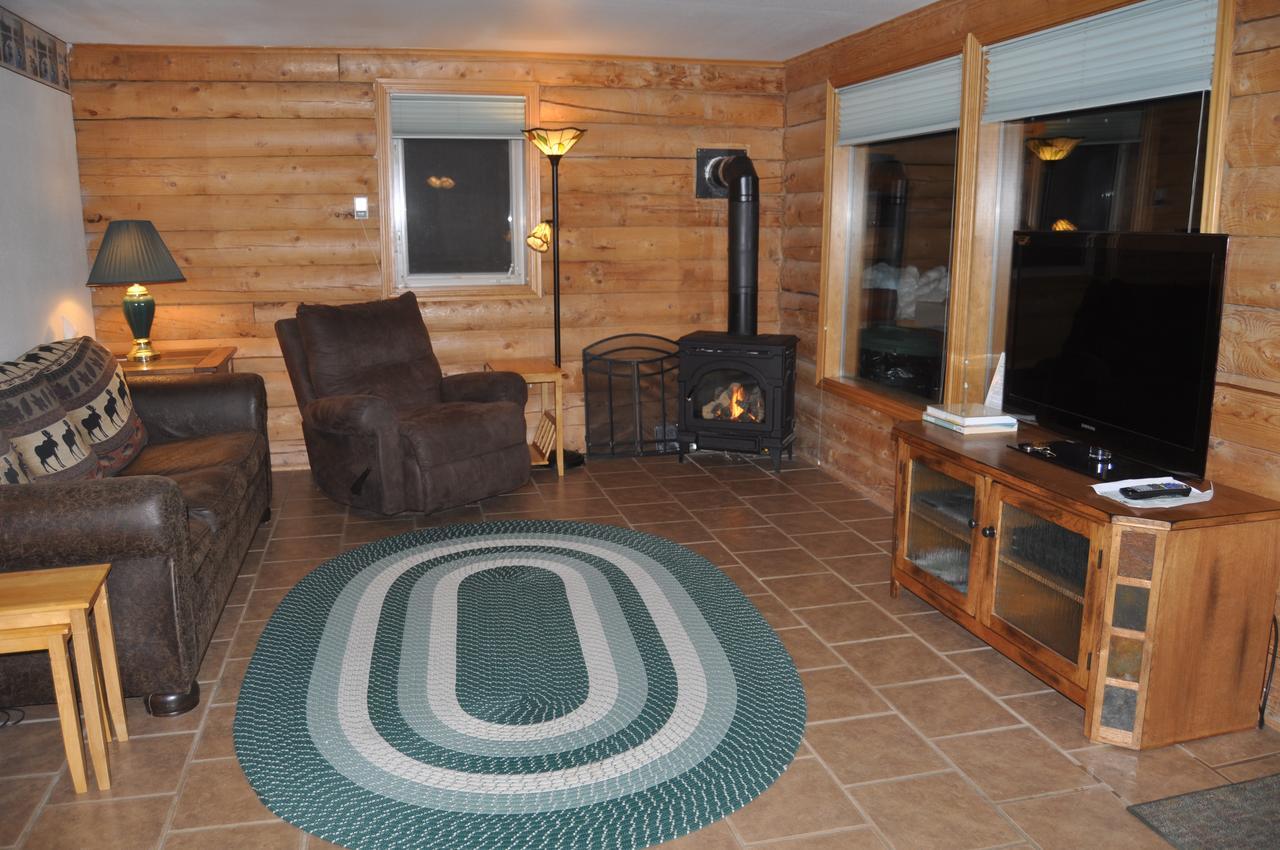 Daniels Lake Lodge Cabins Nikiski Экстерьер фото