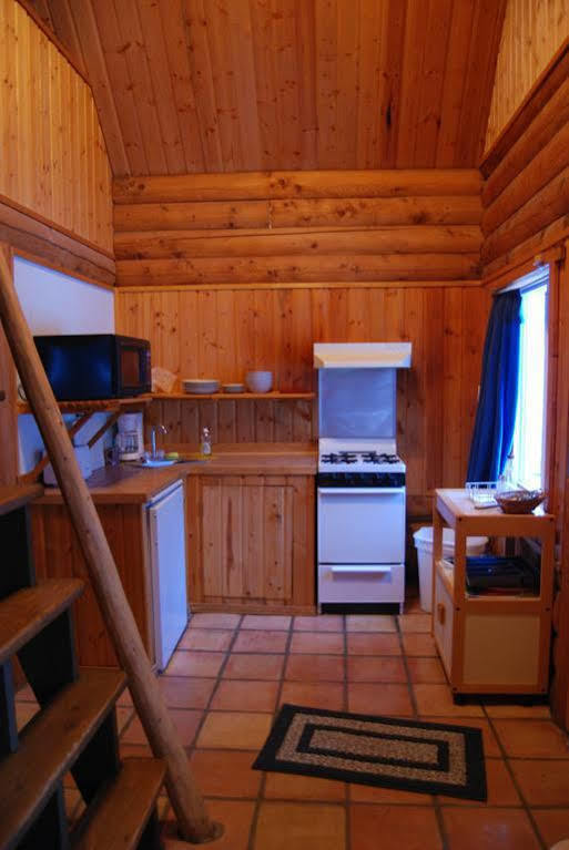Daniels Lake Lodge Cabins Nikiski Экстерьер фото